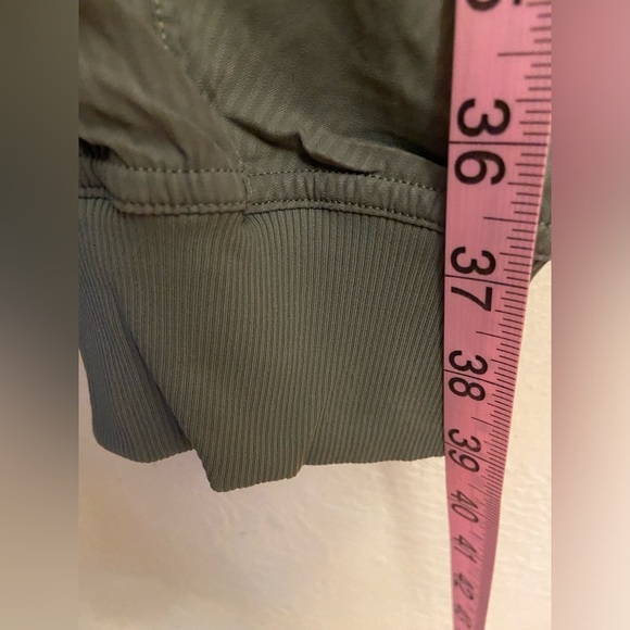 Lululemon Dance Studio Jogger - Picture 14 of 14